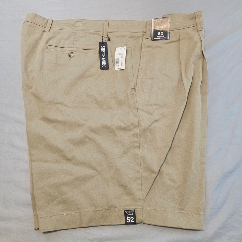 Roundtree‎ & Yorke Size 52 Classic Fit Pleated Khaki Shorts 9" inseam NWT L889